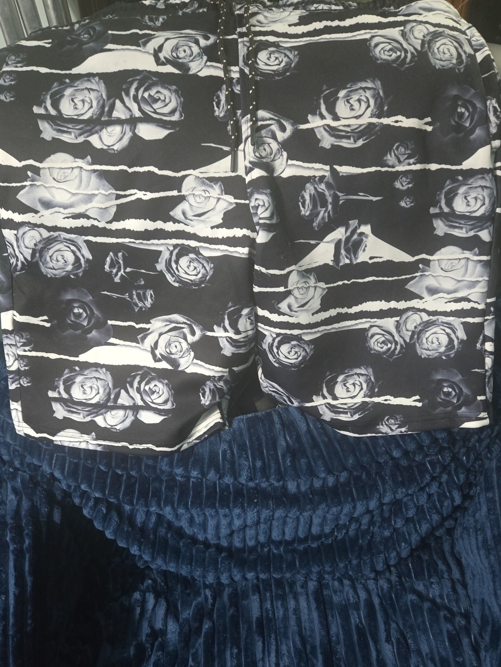Black & White Floral men's Shorts- Elegant Rose Print